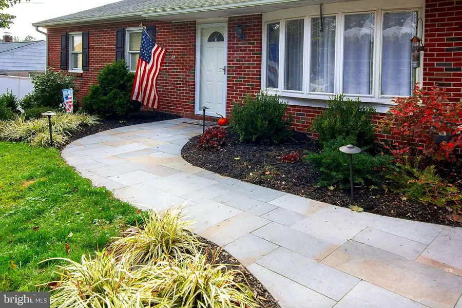 20 Culpepper Rd, Shrewsbury, PA 17361 - Image #2