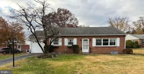 1777 San Gabriel Dr, YORK, PA 17406