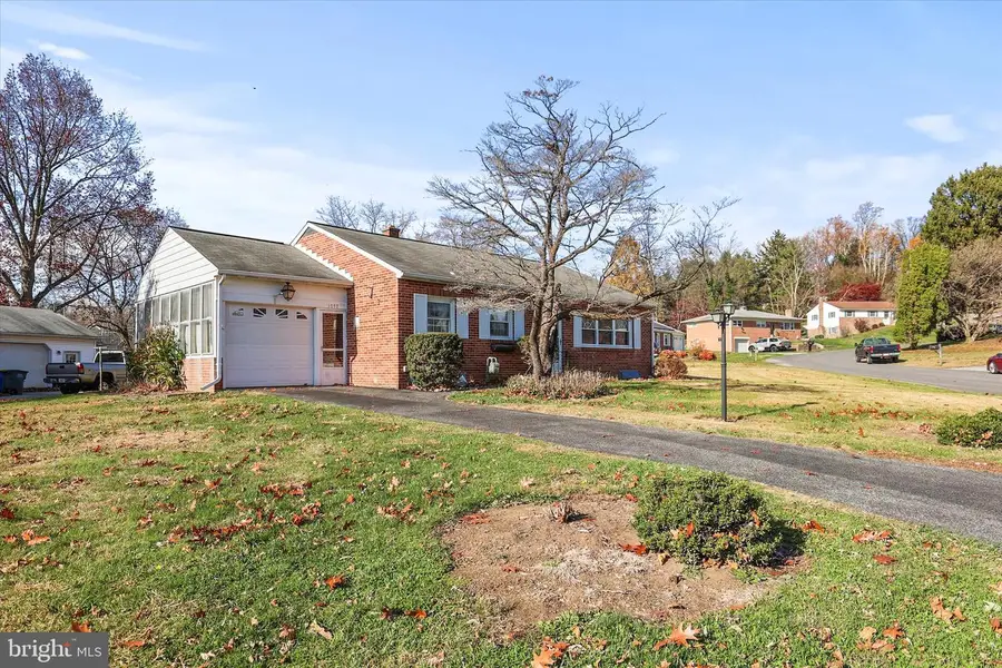 1777 San Gabriel Dr, York, PA 17406 - Image #2