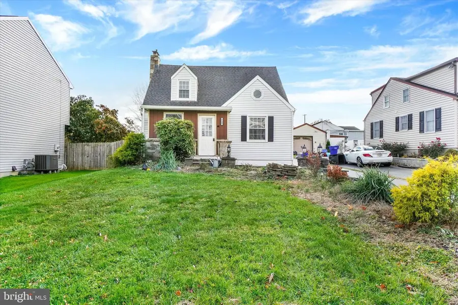 720 Skyline Dr, York, PA 17406 - Image #3