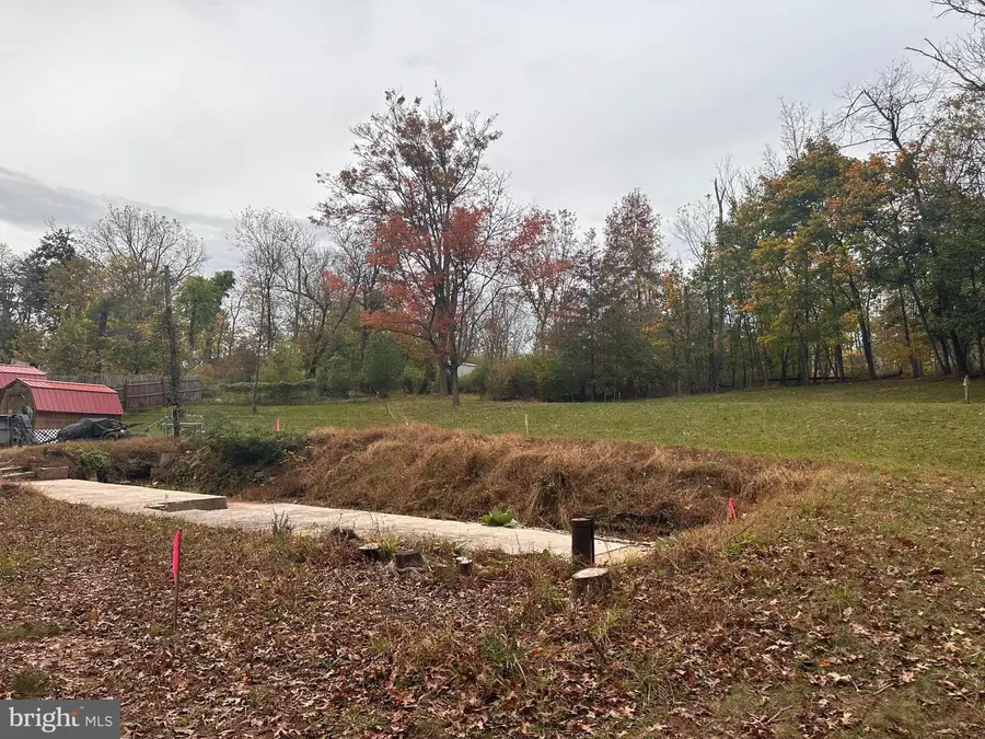 4031 Fox Run Rd, Dover, PA 17315 - Image #3