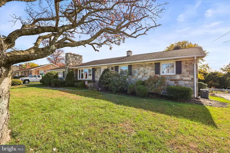 4050 Grandview Rd, Hanover, PA 17331 - Image #2