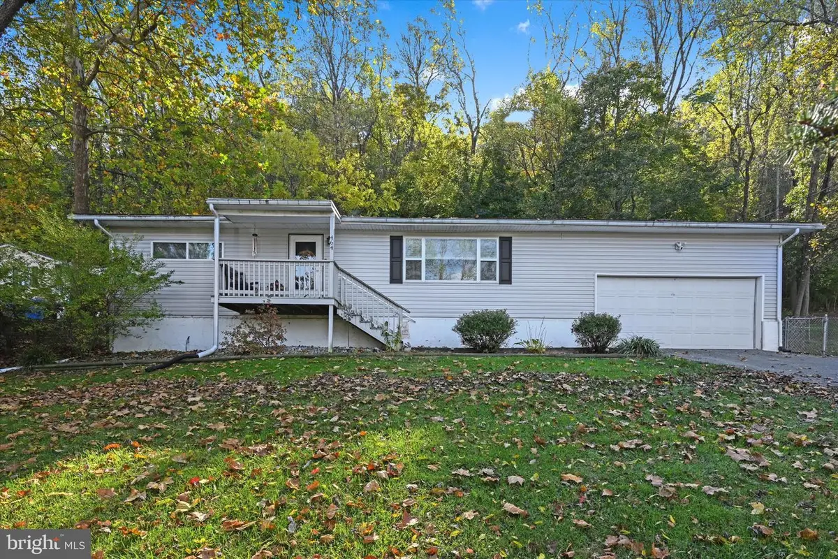 464 Marsh Run Rd, New Cumberland, PA 17070 - Image #1