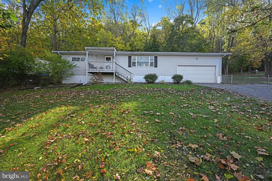 464 Marsh Run Rd, New Cumberland, PA 17070 - Image #2