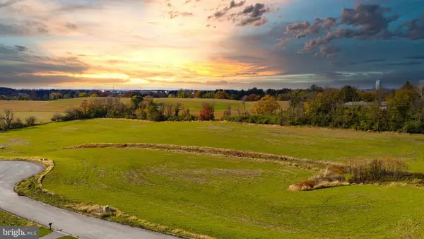 4025 Rolling Meadow Ct, YORK, PA 17408