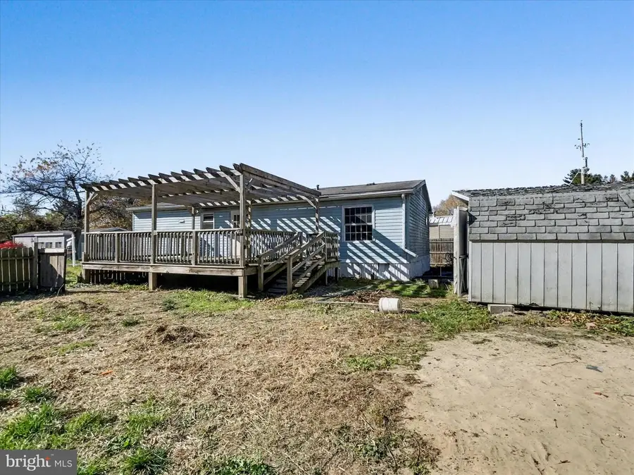 1680 Wood Crest Ln, Glen Rock, PA 17327 - Image #2