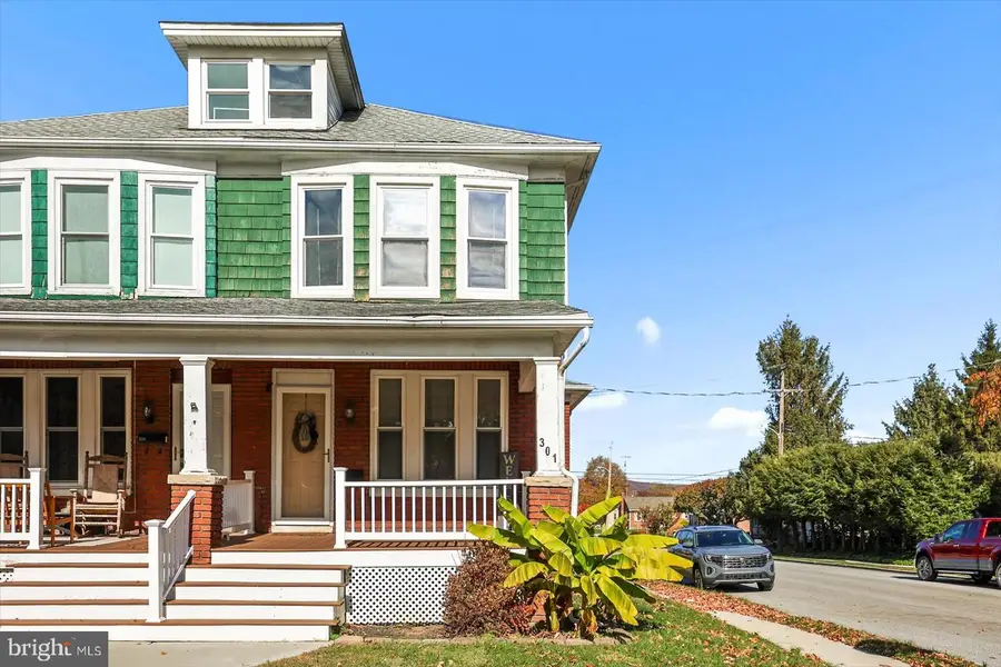 301 4th St, Hanover, PA 17331 - Image #2