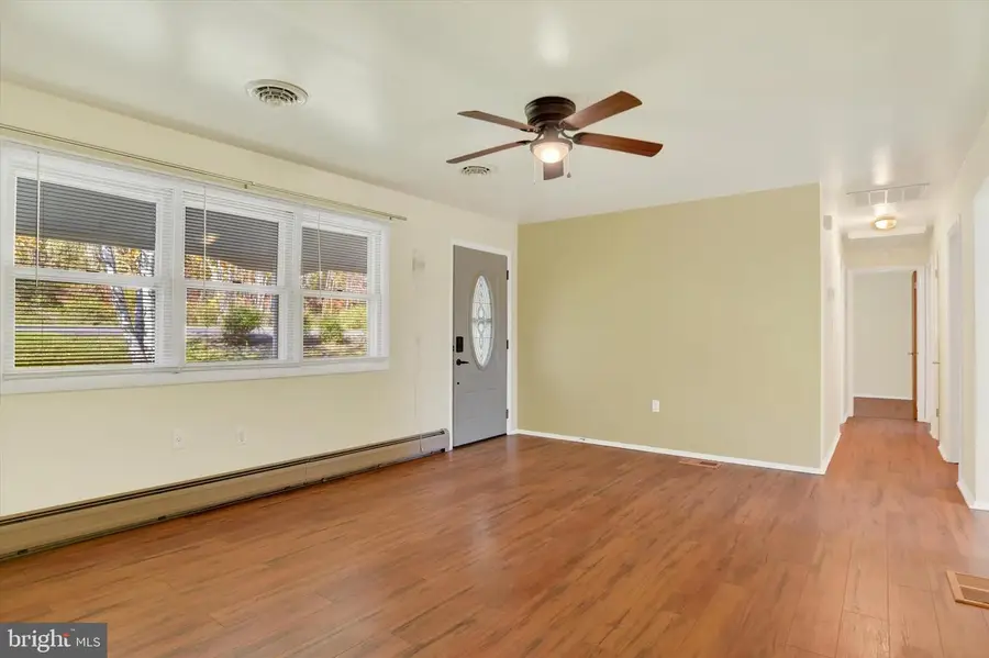 258 Camp Ground Rd, Dillsburg, PA 17019 - Image #2