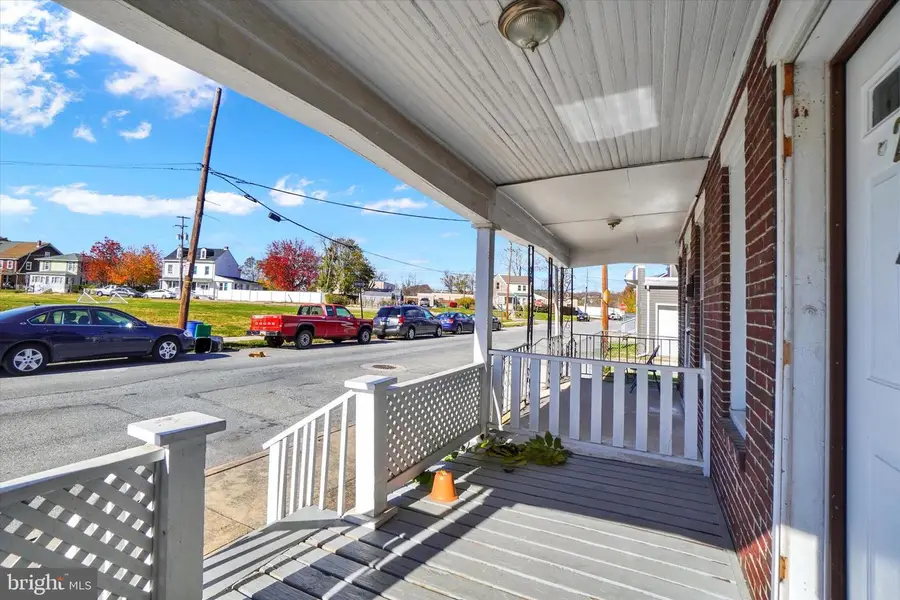 219 N Eberts Ln, York, PA 17403 - Image #3