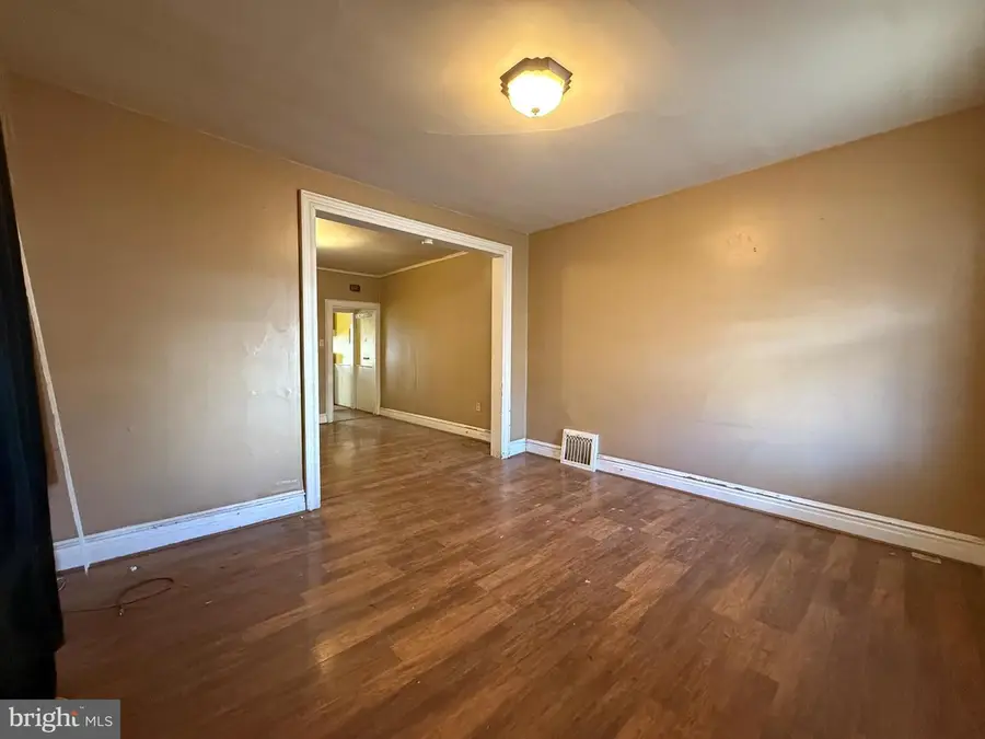 211 Fulton St, Hanover, PA 17331 - Image #3