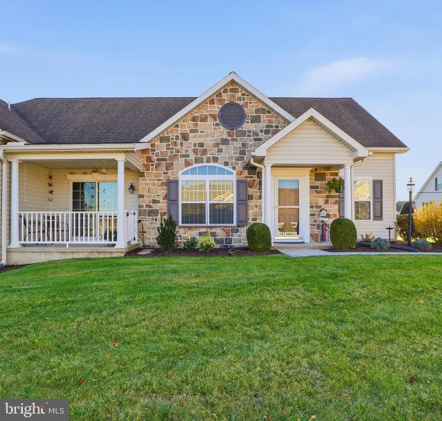 137 Mineral Dr #30d, York, PA 17408 - Image #2