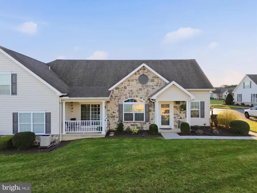 137 Mineral Dr #30d, York, PA 17408 - Image #3