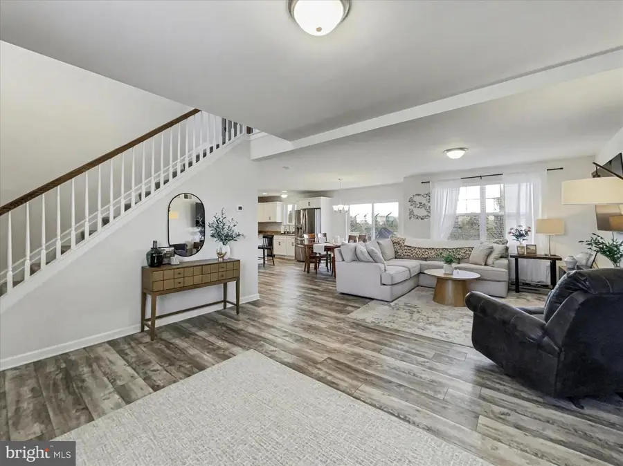 1127 Alder Ct, York, PA 17408 - Image #2