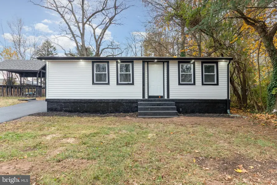 2132 Log Cabin Rd, York, PA 17408 - Image #2