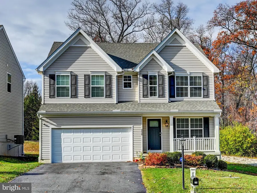 210 Sunbury Way, Red Lion, PA 17356 - Image #2