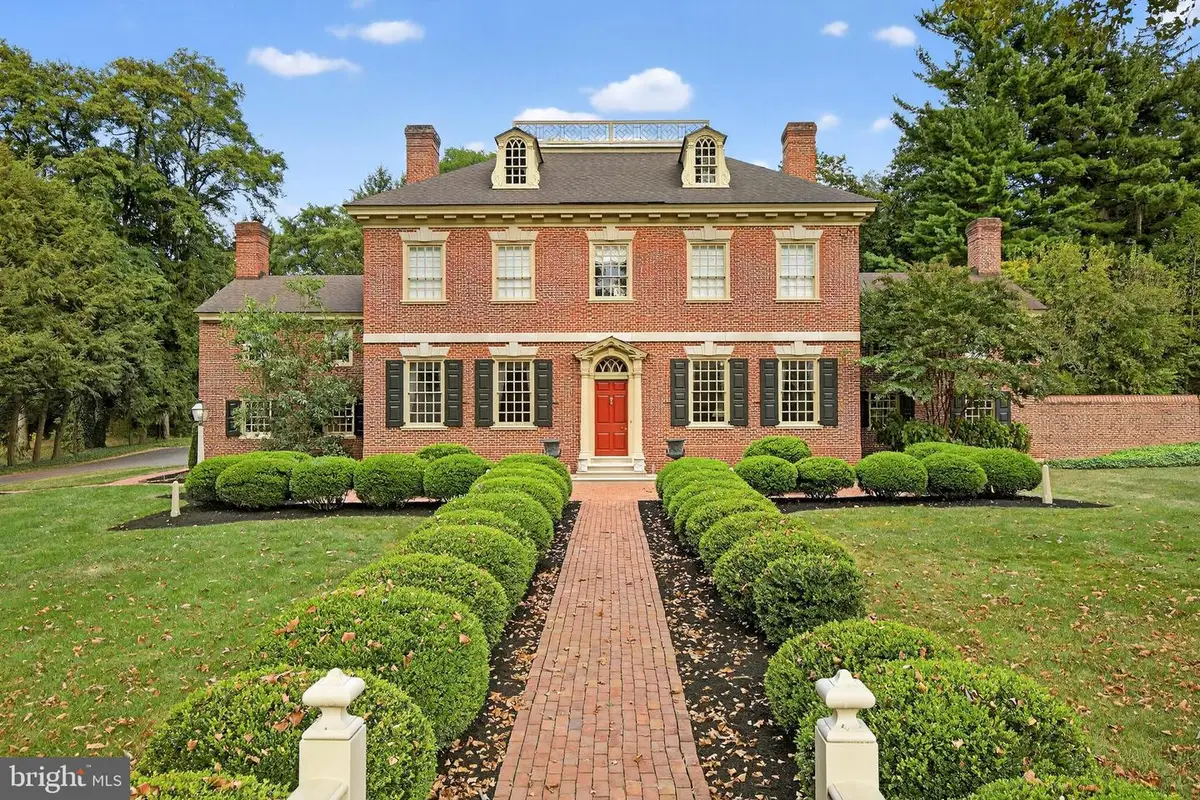 1101 Smallbrook Ln, York, PA 17403 - Image #1