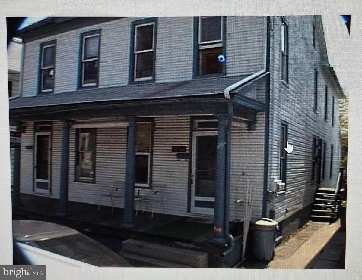 226-2261/2 E Poplar St, Hanover, PA 17331 - Image #1