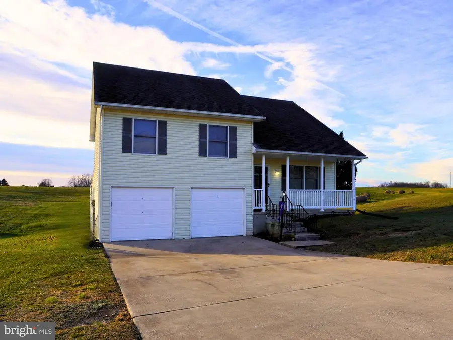 2973 Village Square Dr, Dover, PA 17315 - Image #2