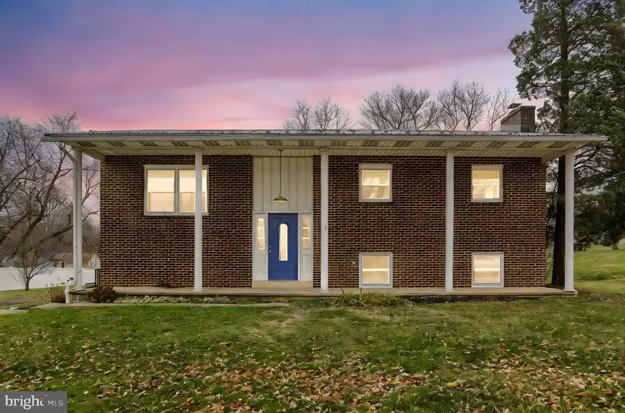 127 Spring Rd, Dillsburg, PA 17019 - Image #2