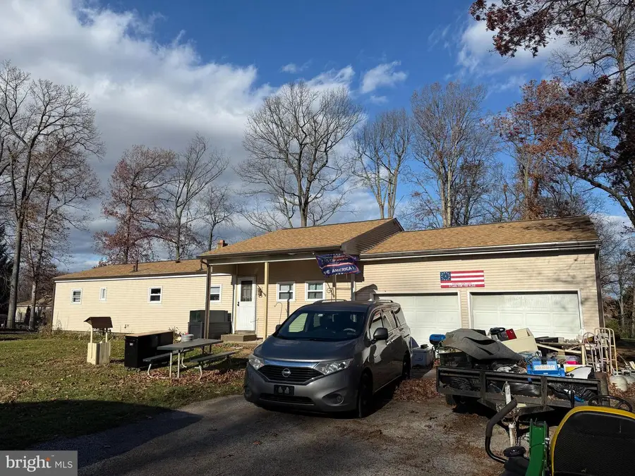 15 Foundry Rd, Shrewsbury, PA 17361 - Image #3