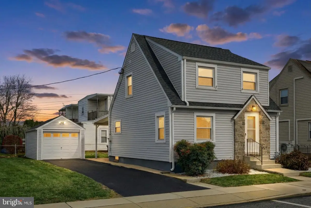 1562 Stanton St, York, PA 17404 - Image #1