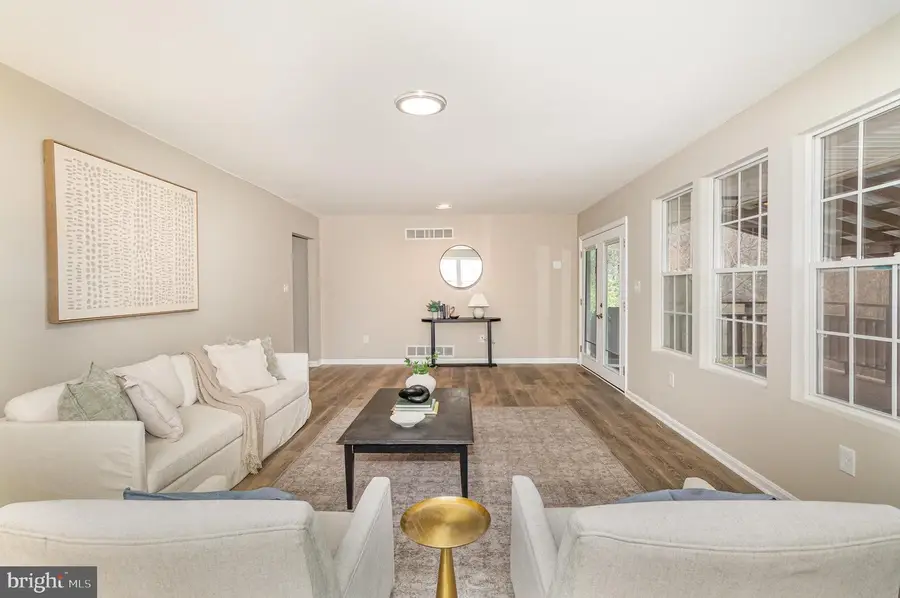 375 Meadow Trl, Delta, PA 17314 - Image #2