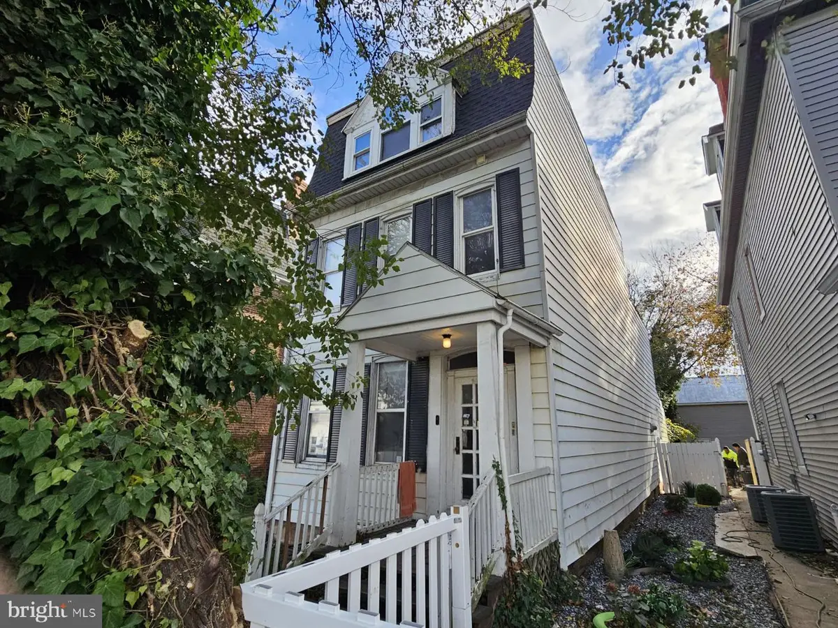 248 Roosevelt Ave, York, PA 17404 - Image #1