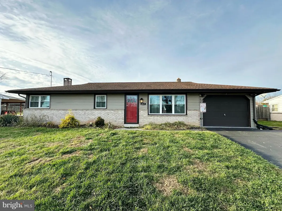 2417 Berkshire Ln, Dover, PA 17315 - Image #1