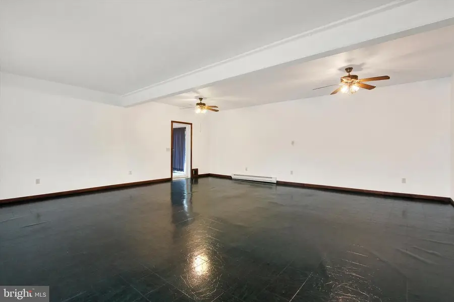 9230 Orchard Rd, Spring Grove, PA 17362 - Image #3