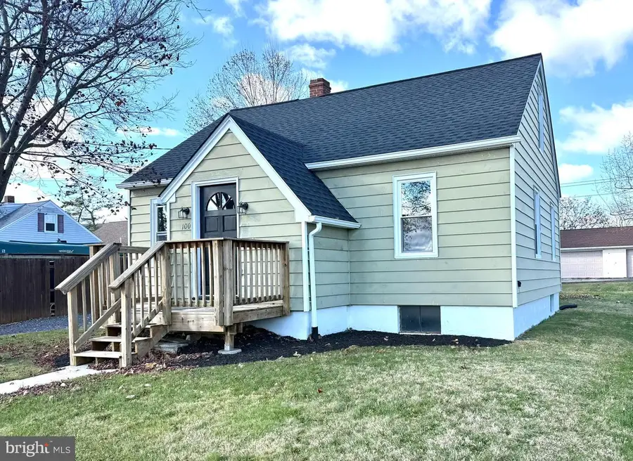 100 Moul Ave, Hanover, PA 17331 - Image #2