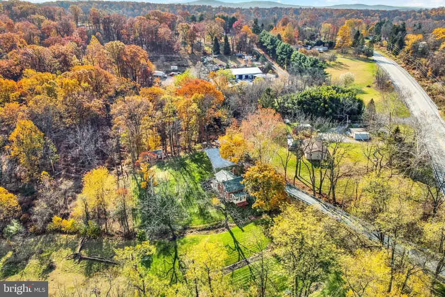 950 Rosstown Rd, Lewisberry, PA 17339 - Image #2