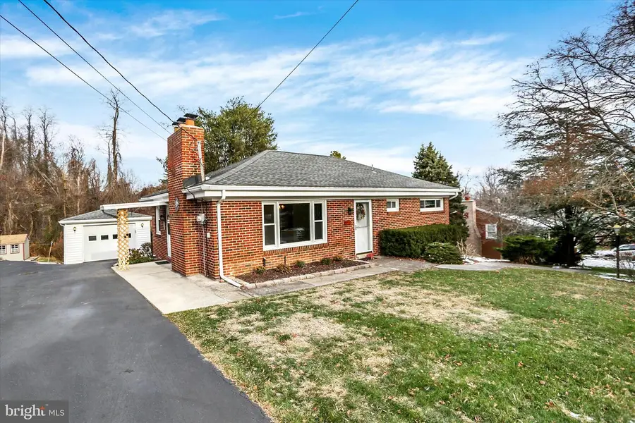 211 Walnut Level Rd, New Cumberland, PA 17070 - Image #2