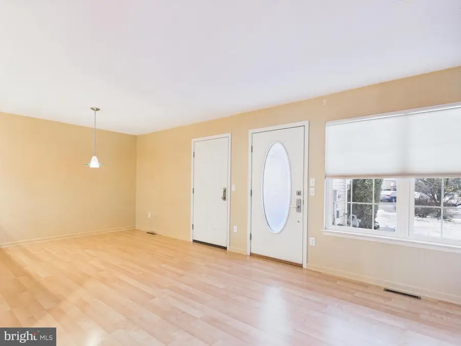 1919 Deerfield Dr, Dover, PA 17315 - Image #3