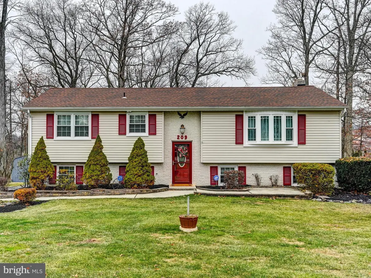 209 Forest Hills Rd, Red Lion, PA 17356 - Image #1