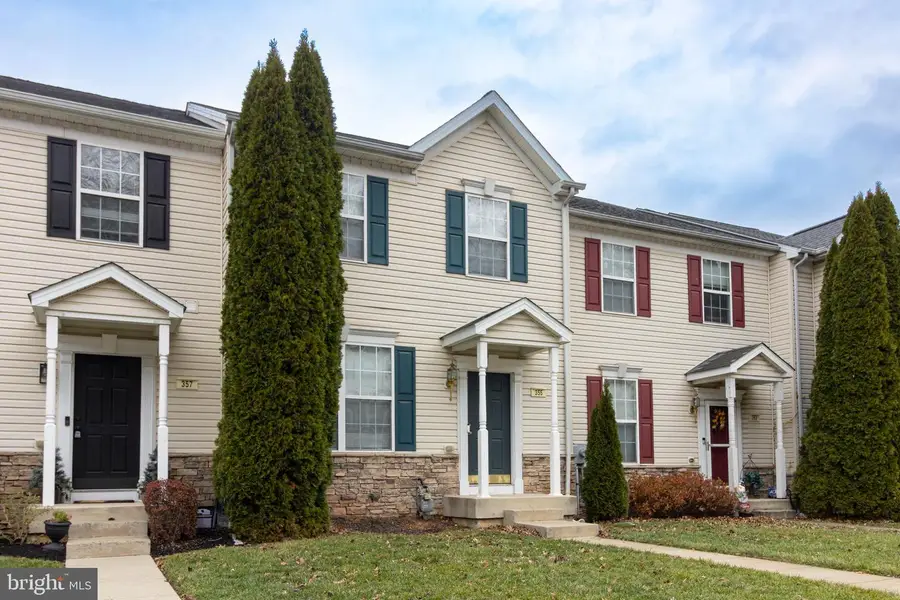 355 Bruaw Dr, York, PA 17406 - Image #3