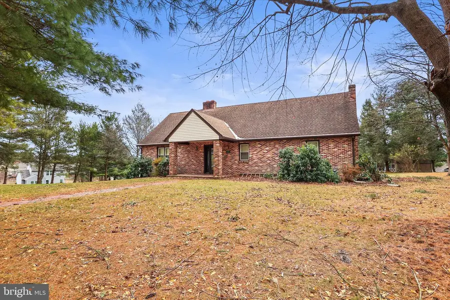 521 Windy Hill Rd, New Freedom, PA 17349 - Image #2