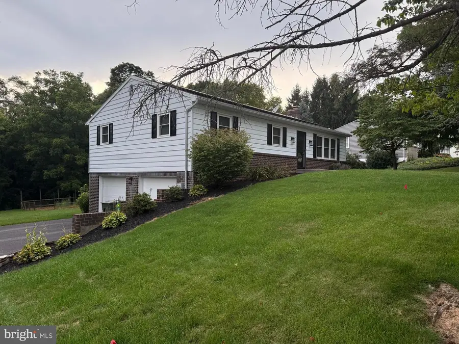 230 Kirsta Ln, Dallastown, PA 17313 - #2