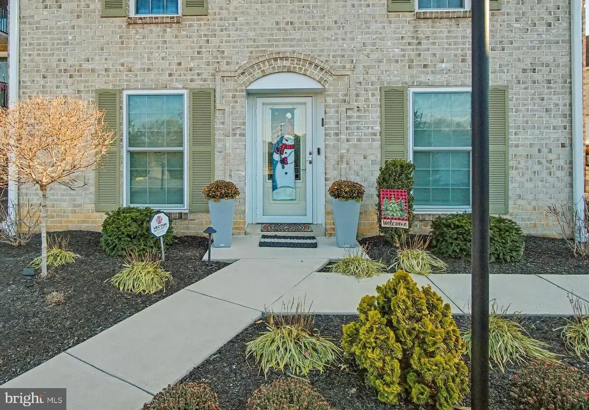 1000 Country Club Rd #a13, York, PA 17403 - Image #1