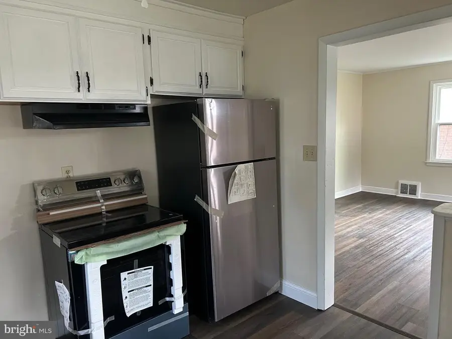 2527 N George St, York, PA 17406 - Image #3