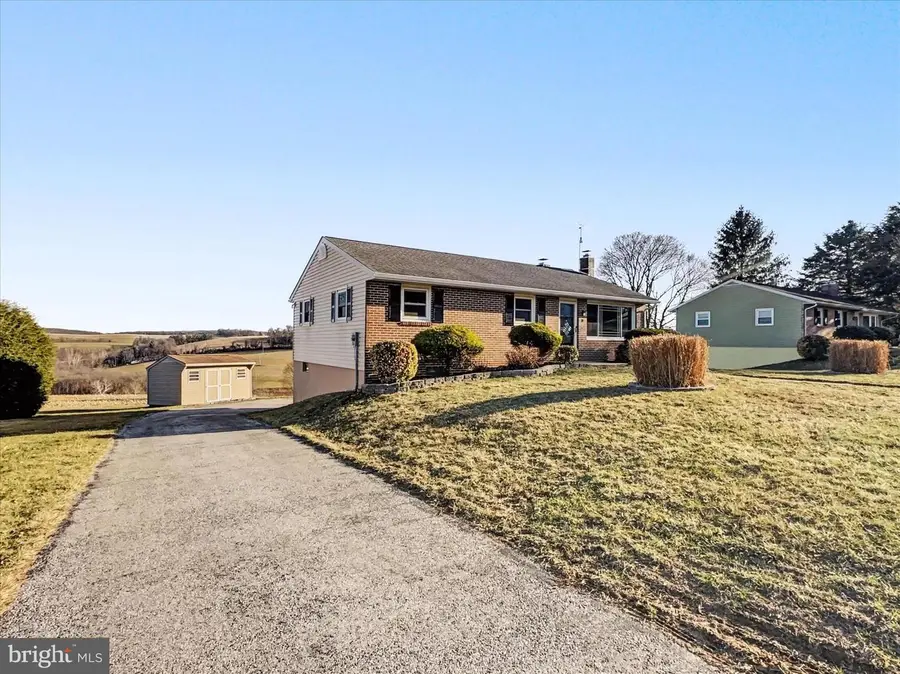 18 Logan Heights Rd, York, PA 17403 - #3