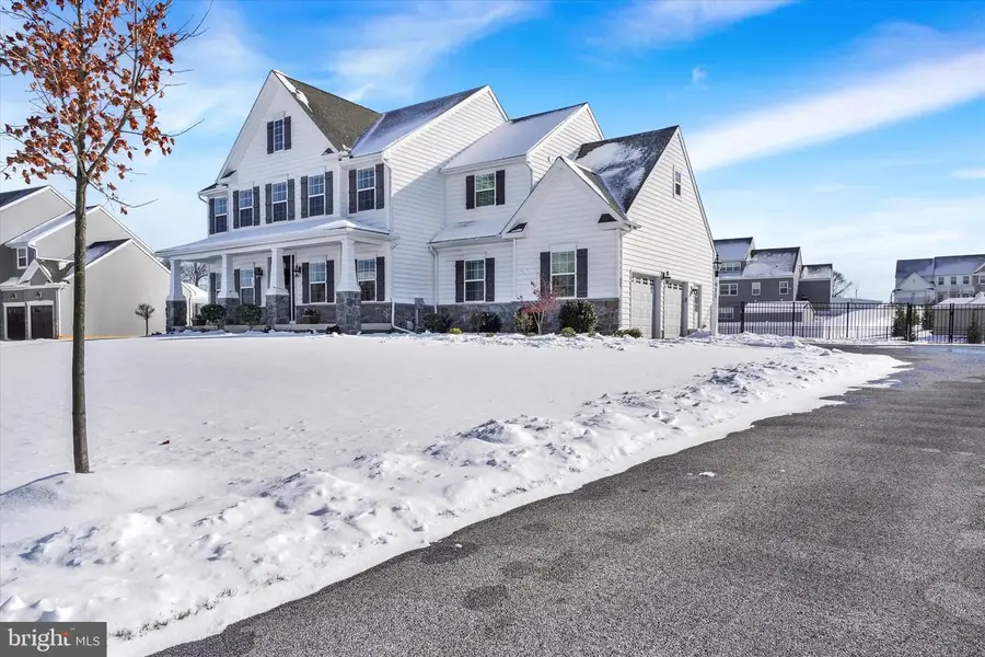 411 Peggy Ln, New Freedom, PA 17349 - Image #2