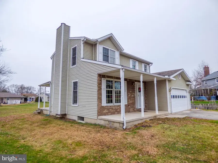 3575 Cypress Ct, Dover, PA 17315 - Image #2