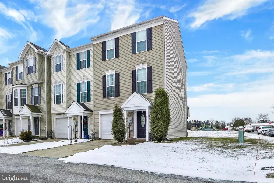 4097 Majestic Ct, Dover, PA 17315 - #2