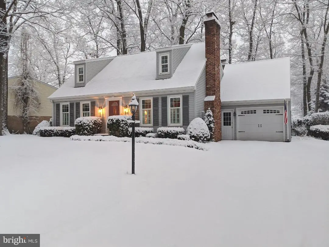 15 Sheridan Dr, Hanover, PA 17331 - Image #1