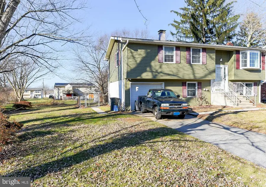 31 Sherman St, Hanover, PA 17331 - Image #2