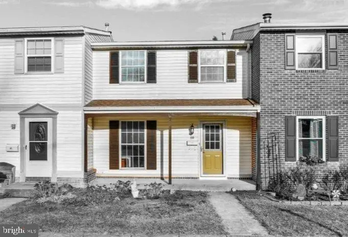 89 W Walnut St, Yoe, PA 17313 - Image #2