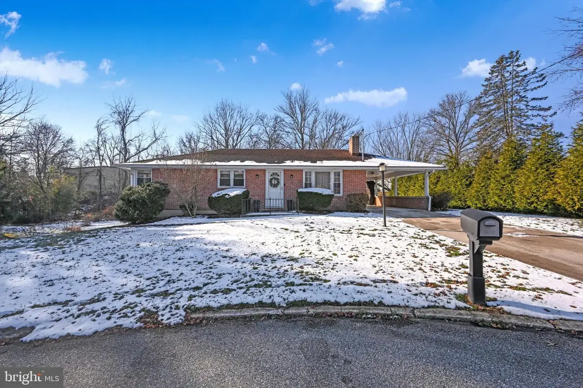 2800 Hialeah Ct, York, PA 17408 - Image #1