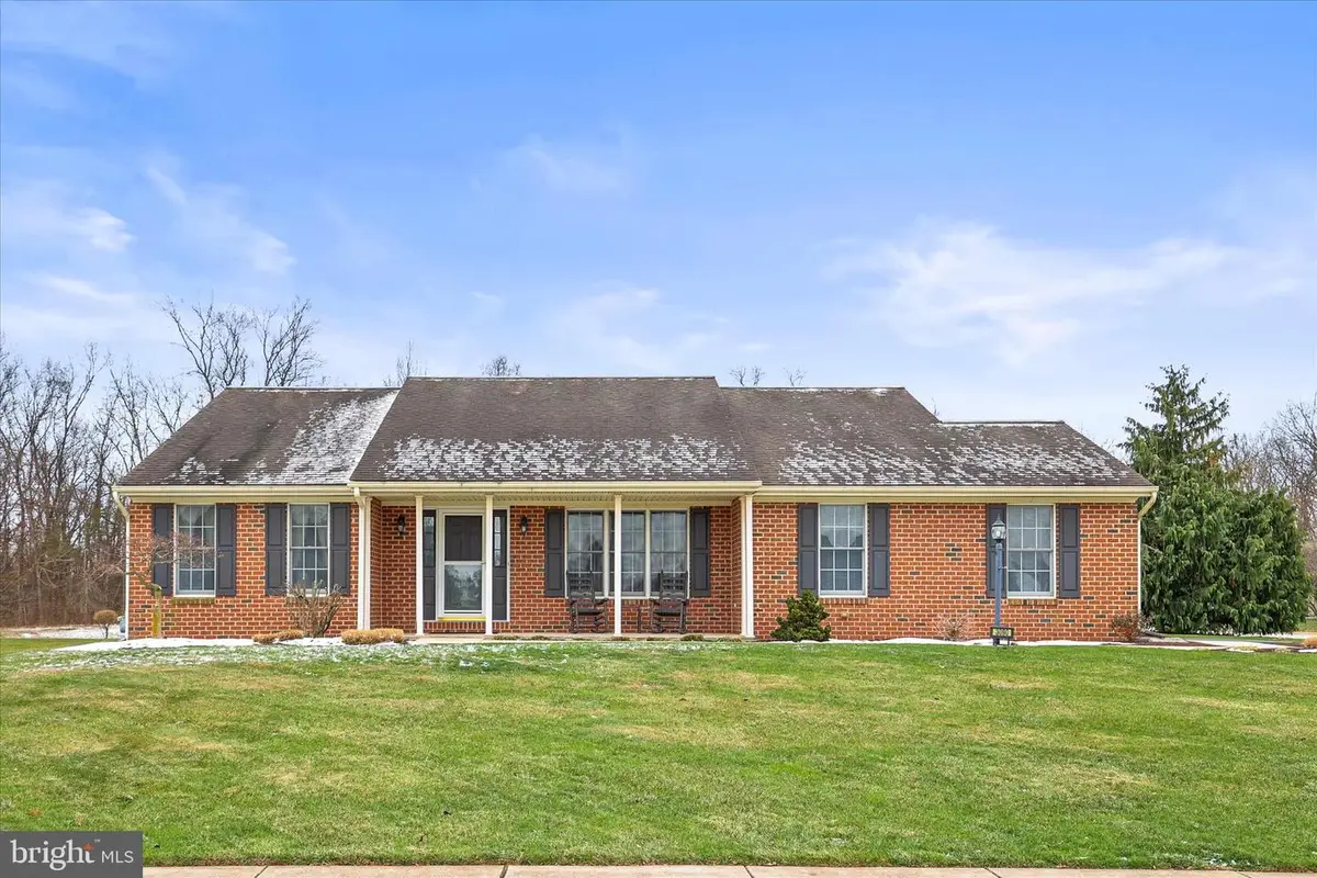 3090 Emmanuel Dr, York, PA 17408 - Image #1