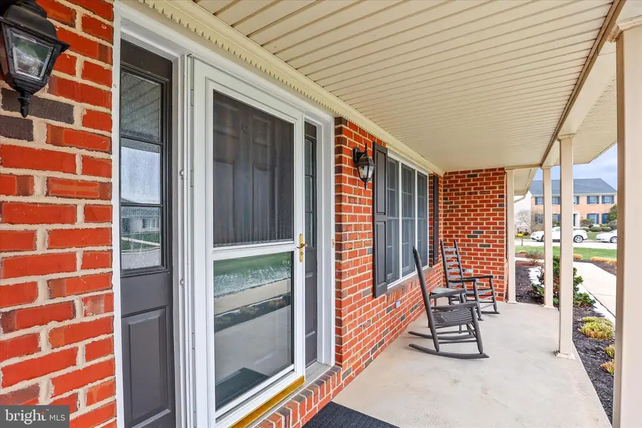 3090 Emmanuel Dr, York, PA 17408 - Image #2