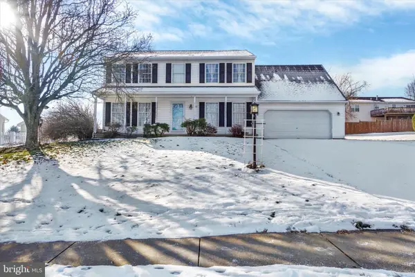 155 Abbey Dr, MOUNT WOLF, PA 17347